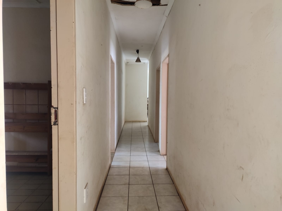 4 Bedroom Property for Sale in Zeerust North West